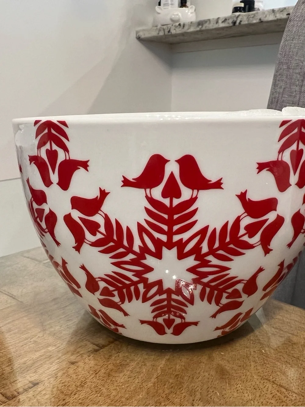 Crate & Barrel Nordic 3 Nesting Bowls Red White snowflake floral